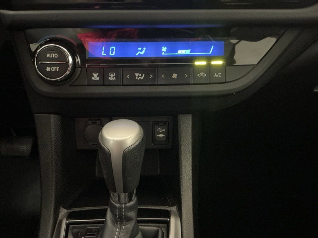 Used 2015 Toyota Corolla S image 11