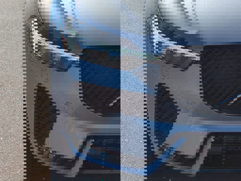 New 2026 Volvo XC60 B5 Plus w/ Protection Package Premier image 10