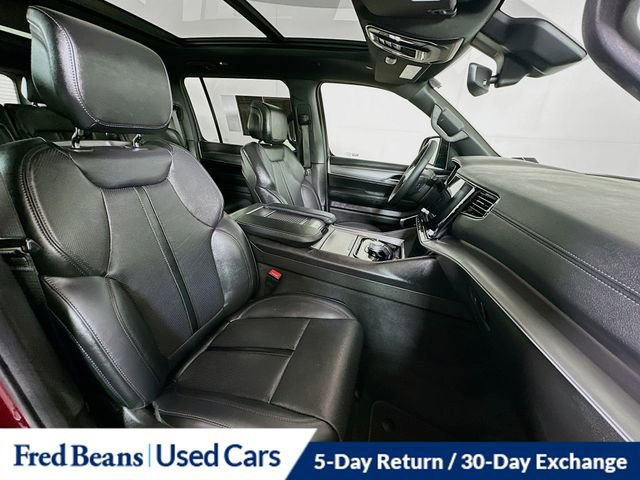 Used 2025 Jeep Wagoneer Series II w/ Premium Group I image 33