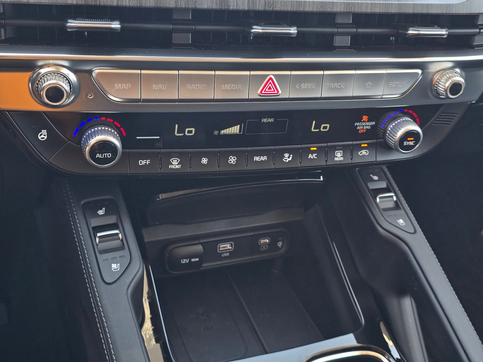 Used 2025 Kia Telluride SX Prestige AWD/4WD image 20