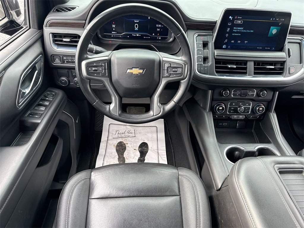 Used 2023 Chevrolet Suburban LT image 14