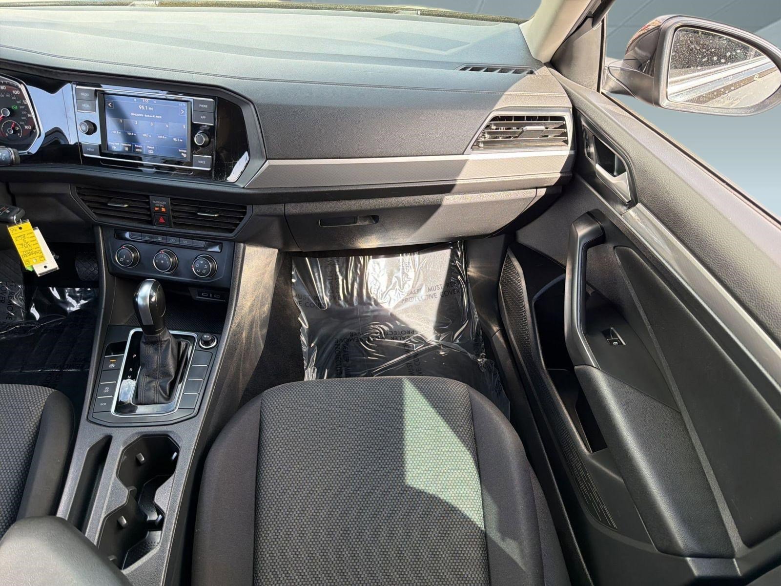 Used 2021 Volkswagen Jetta S FWD image 28