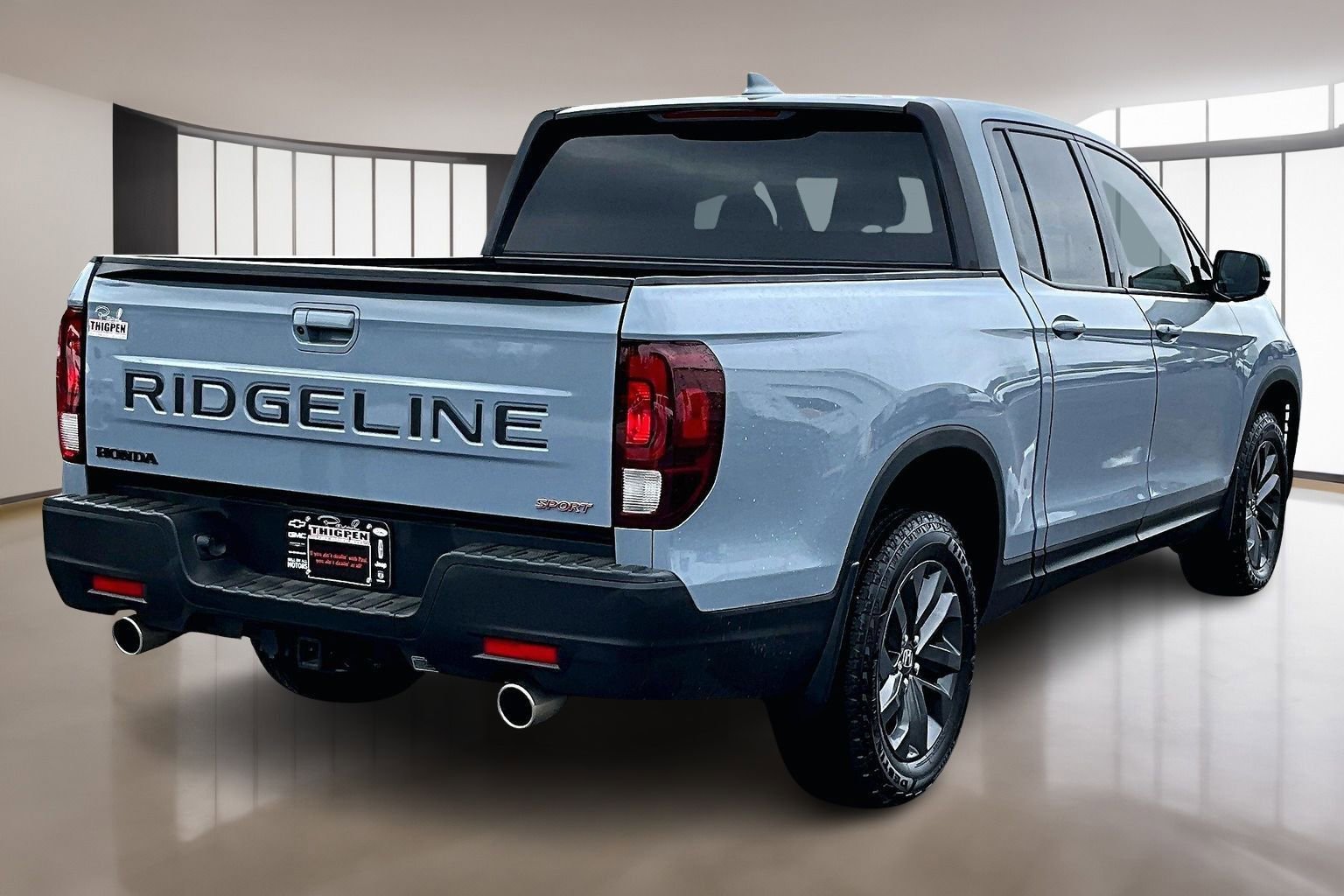 Used 2025 Honda Ridgeline Sport image 6