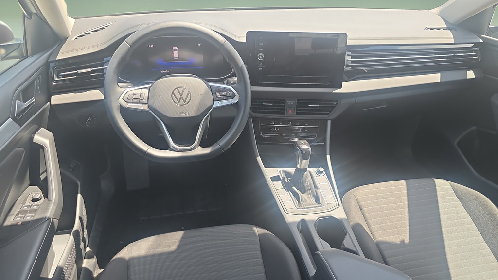Used 2025 Volkswagen Jetta S FWD image 13