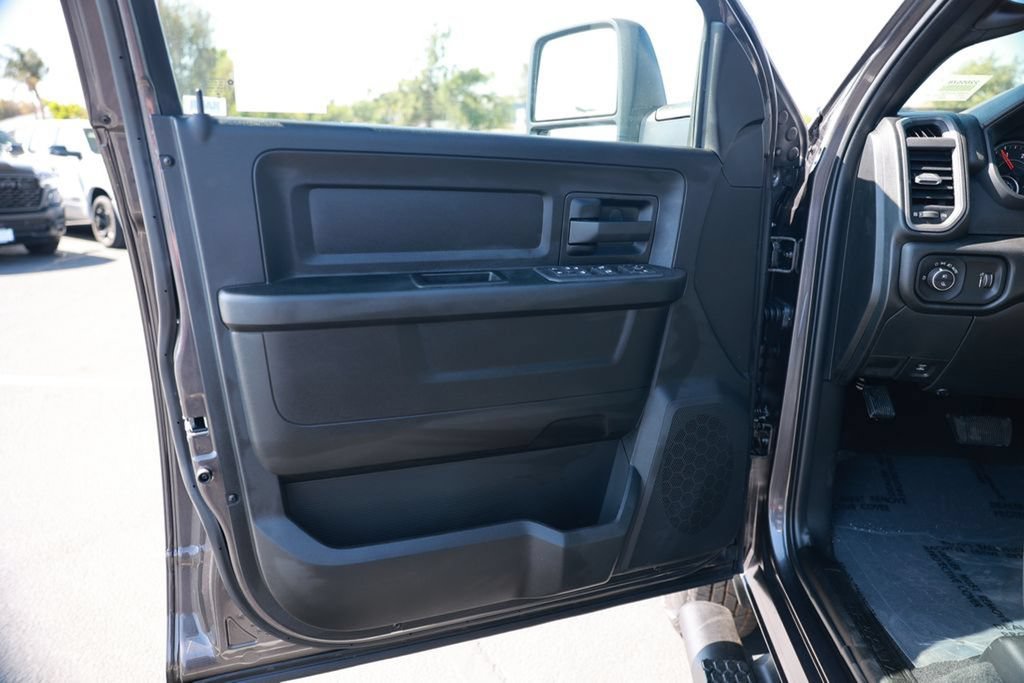 New 2026 RAM 3500 Tradesman AWD/4WD image 14
