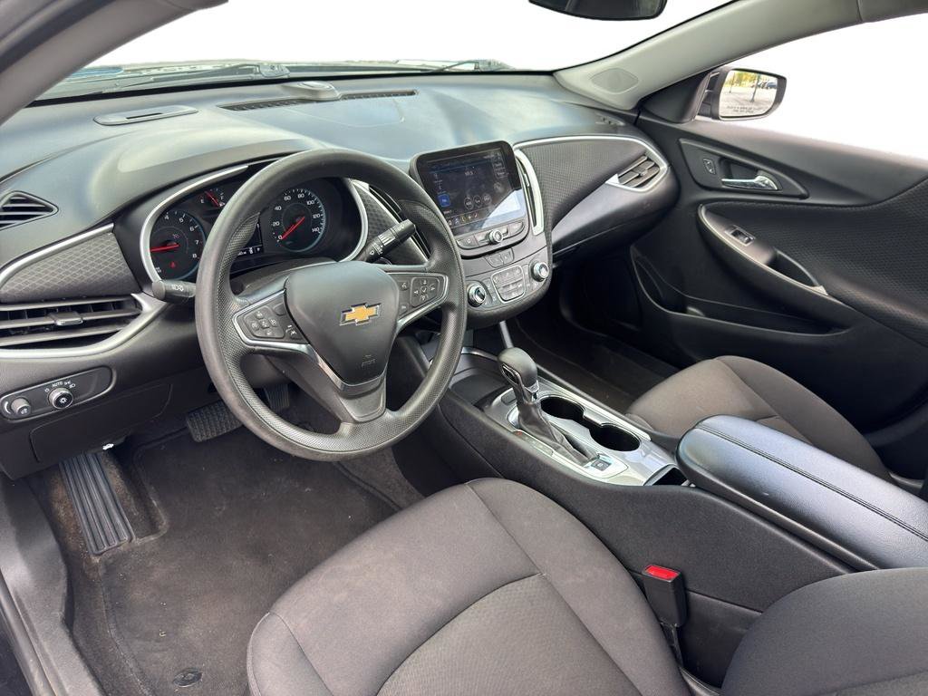Used 2023 Chevrolet Malibu LT FWD image 10