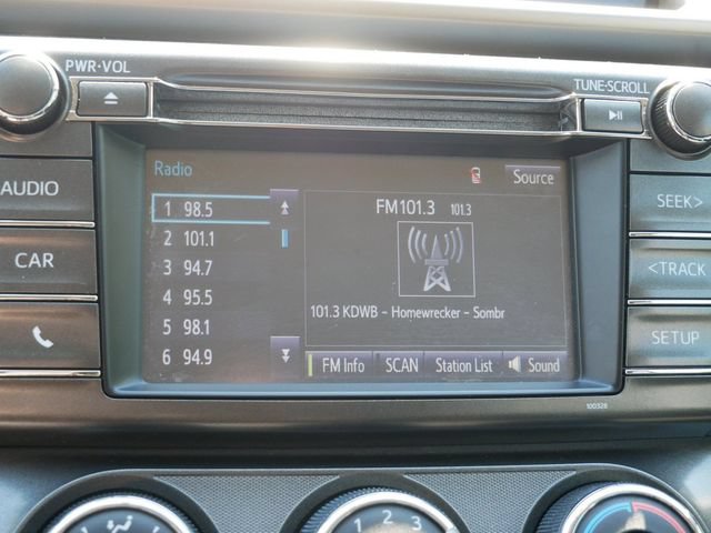 Used 2014 Toyota RAV4 LE AWD/4WD image 18