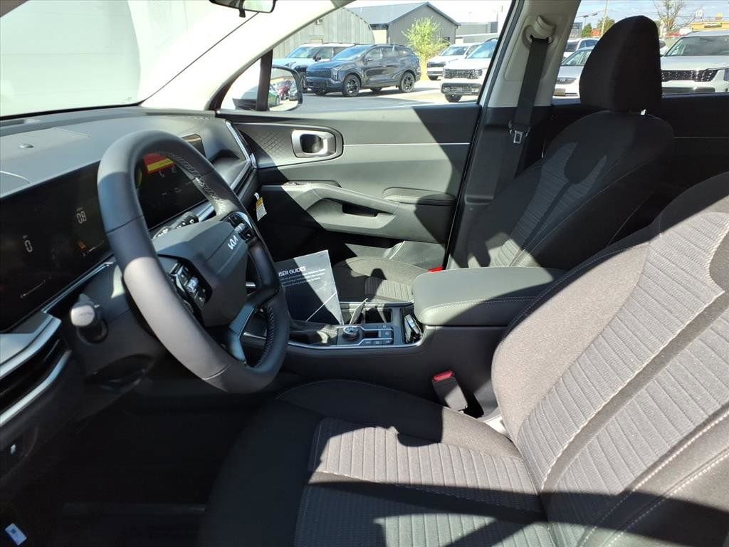 New 2026 Kia Sorento LX image 14