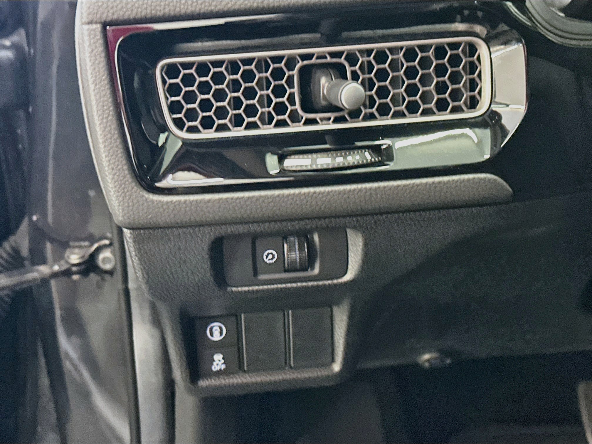 Used 2024 Honda Civic LX image 17