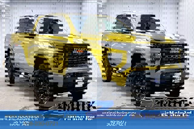 Used 2023 GMC Canyon Elevation w/ Elevation Premium Package image 1