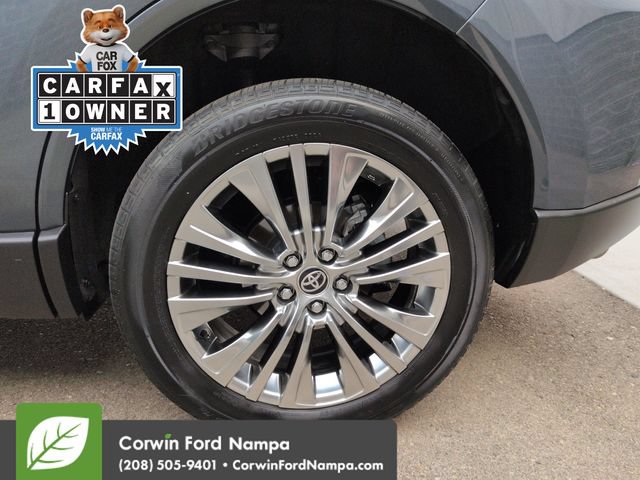 Used 2024 Toyota Venza Limited AWD/4WD image 32