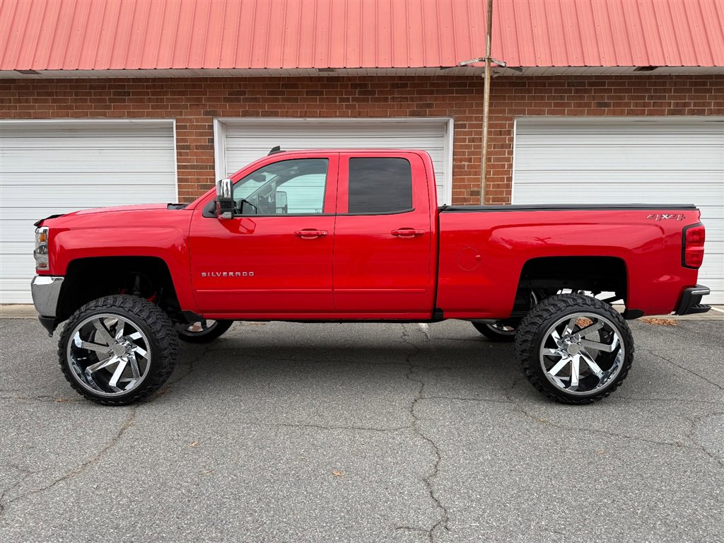 Used 2019 Chevrolet Silverado 1500 LT w/ All Star Edition image 22