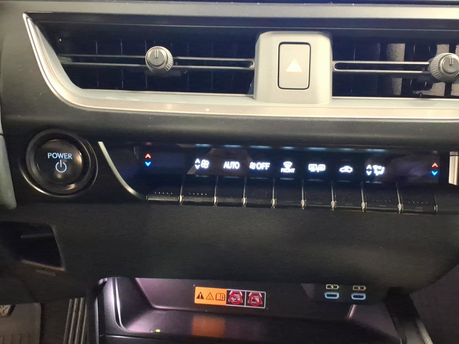 New 2026 Lexus UX 300h AWD image 8