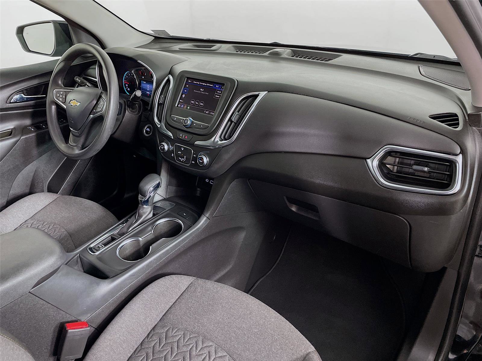 Certified 2024 Chevrolet Equinox LT image 30