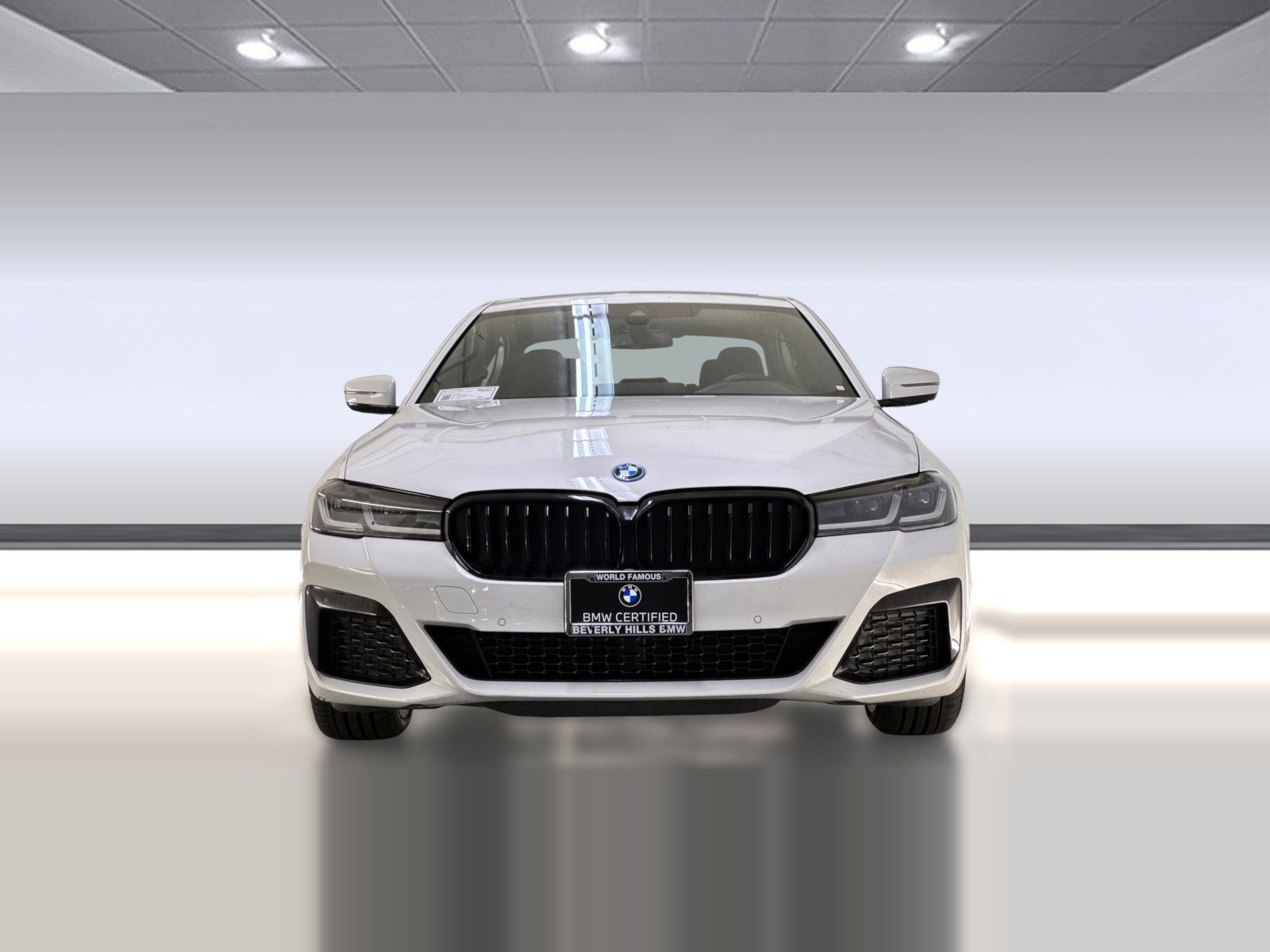 Certified 2023 BMW 530e w/ M Sport Package image 6
