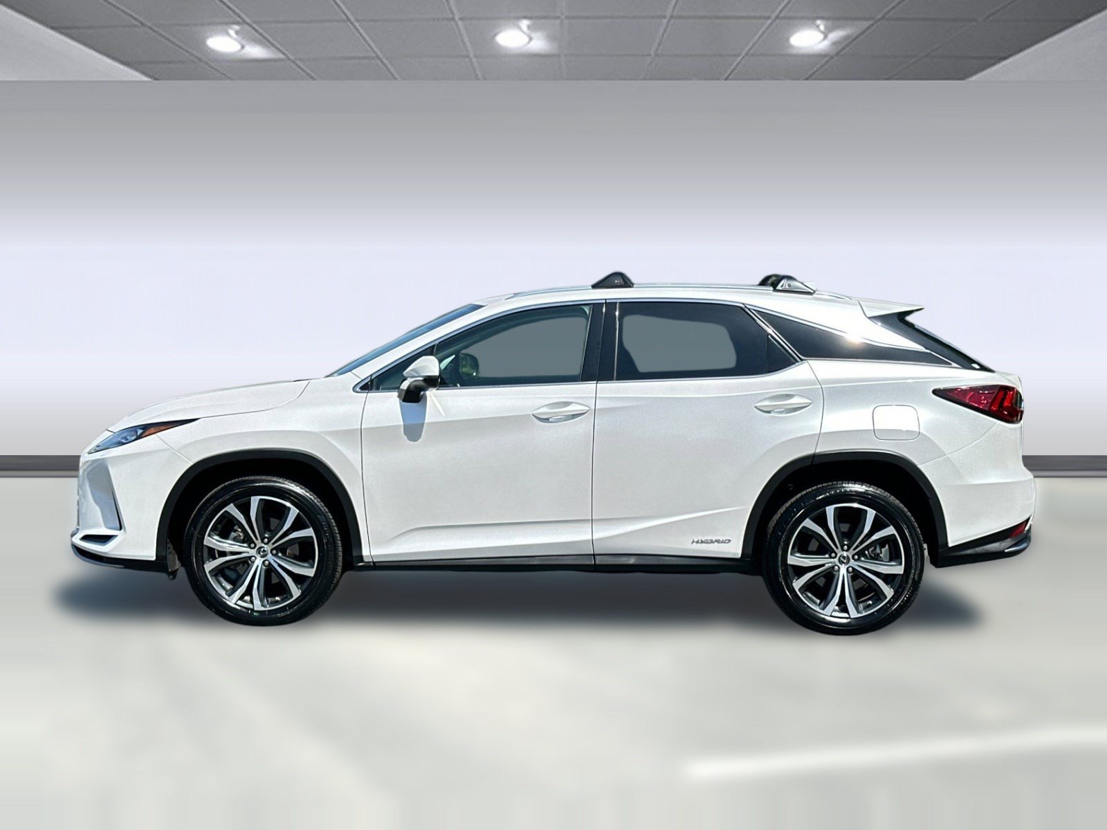 Certified 2022 Lexus RX 450h AWD w/ Premium Package image 2