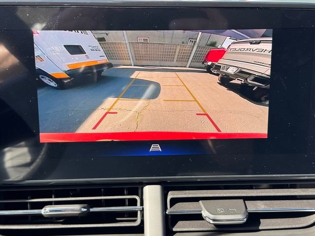 New 2026 Chevrolet Trax LT w/ Driver Confidence Package image 15