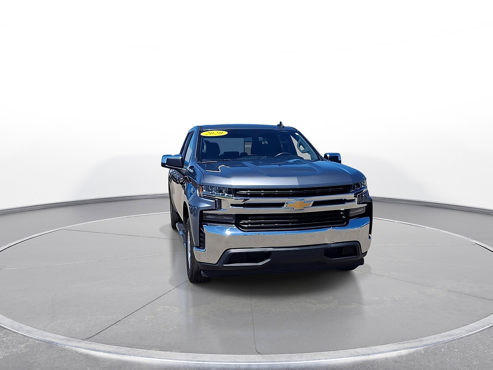 Used 2020 Chevrolet Silverado 1500 LT RWD image 2