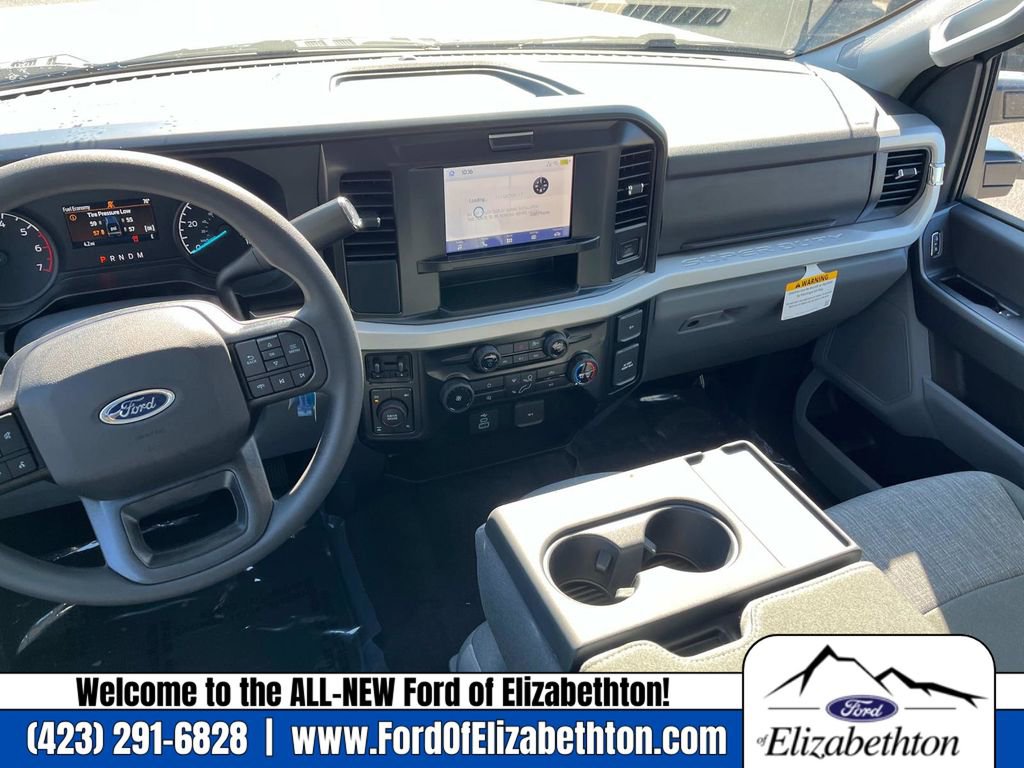 New 2026 Ford F350 4x4 Crew Cab Super Duty image 14