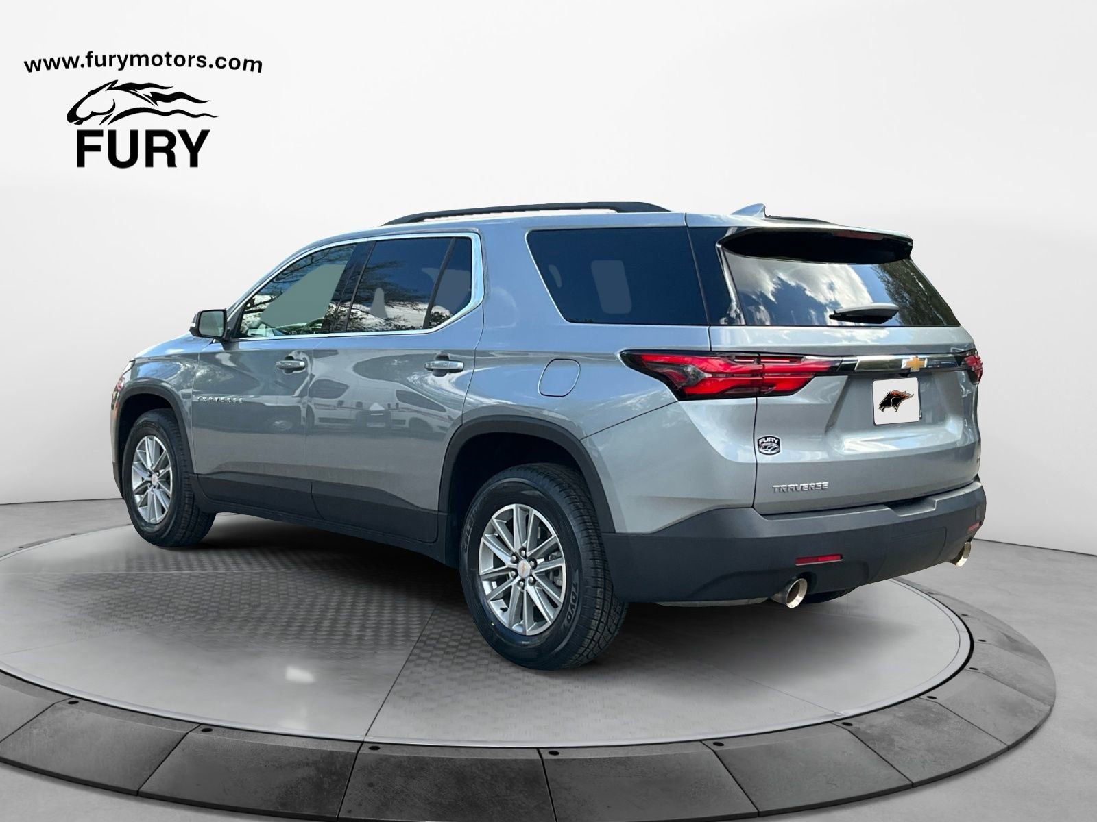 Used 2023 Chevrolet Traverse LT FWD image 5