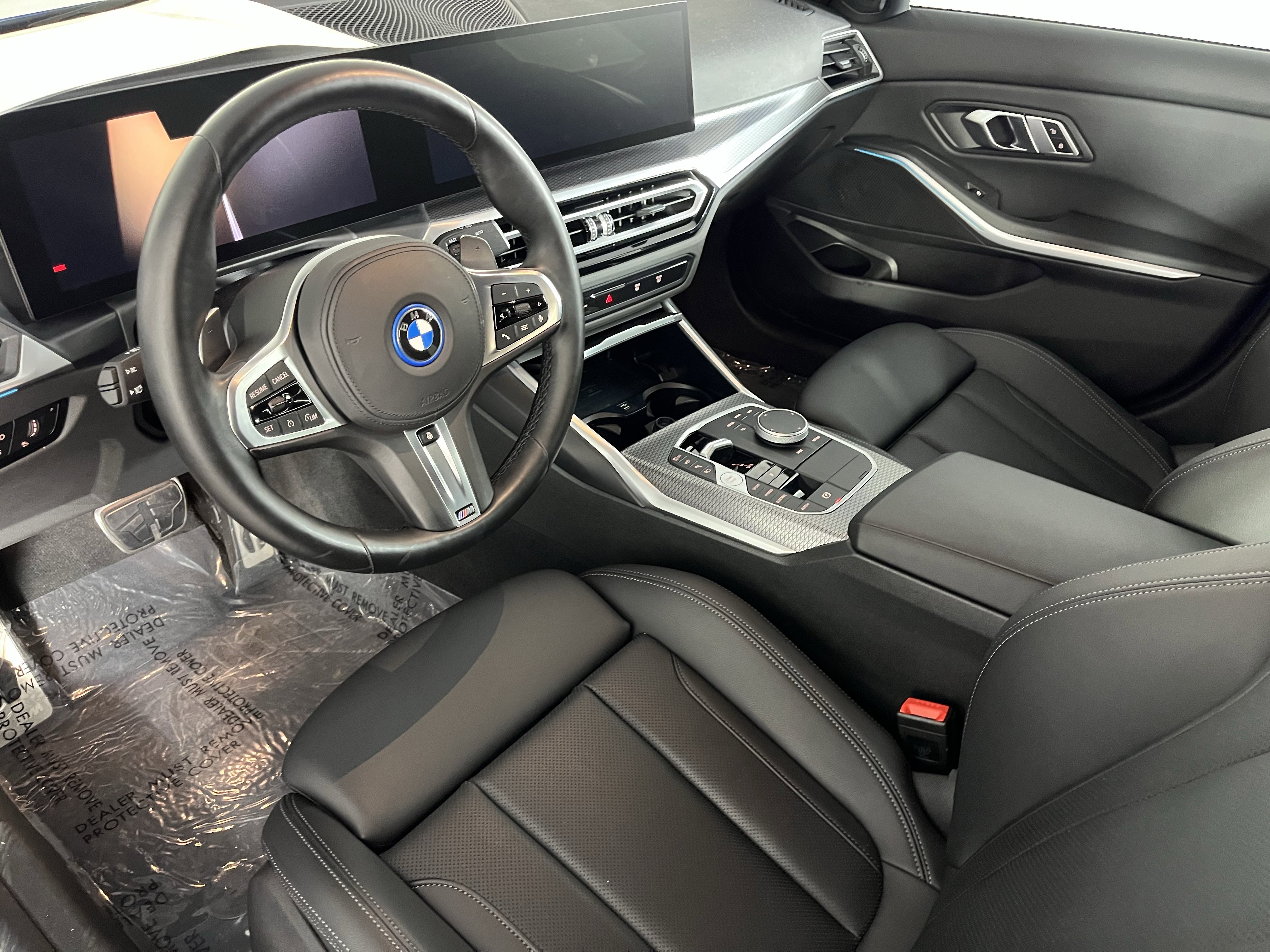 Certified 2023 BMW 330e xDrive image 10