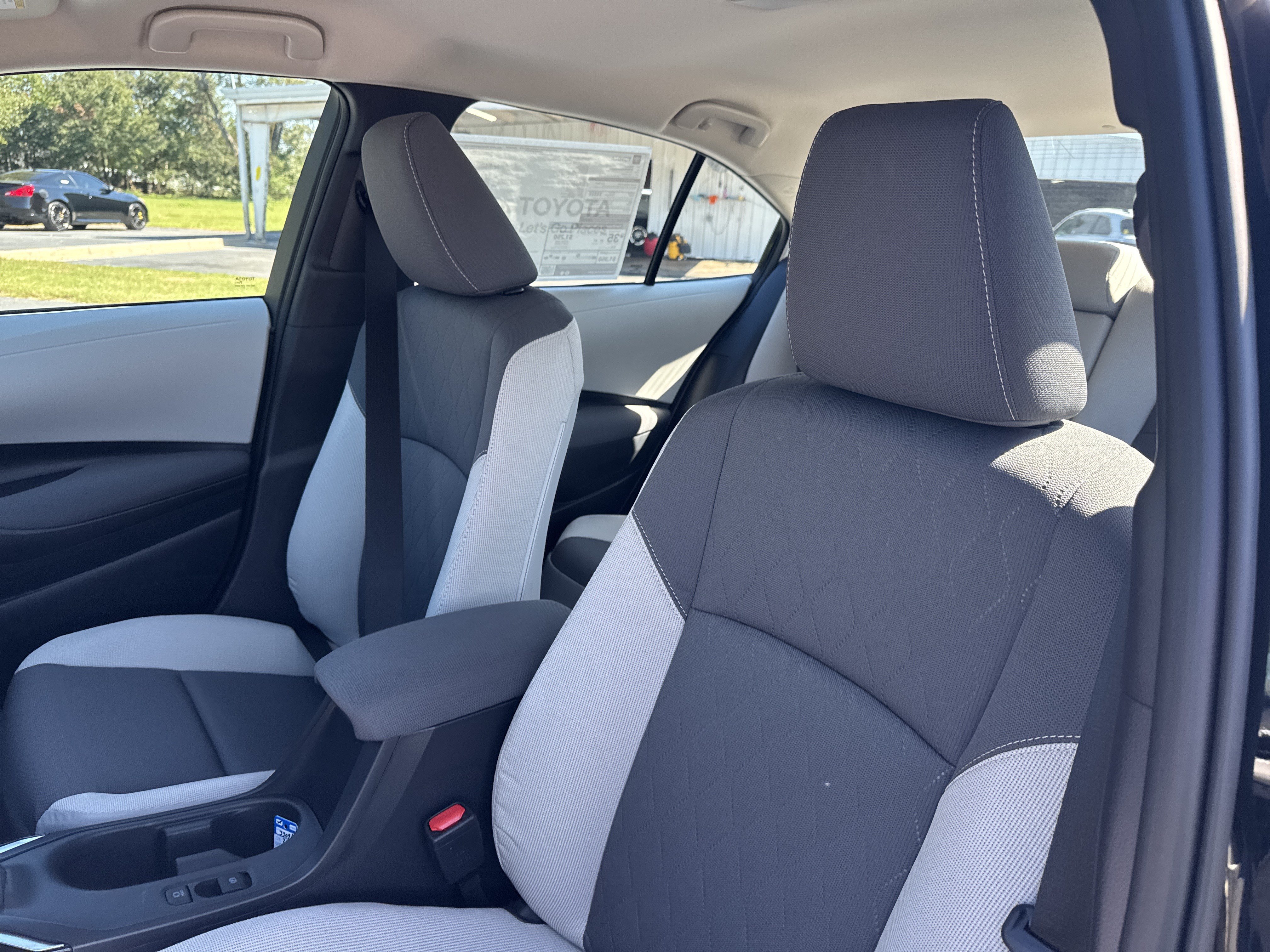 New 2027 Toyota Corolla LE FWD image 15