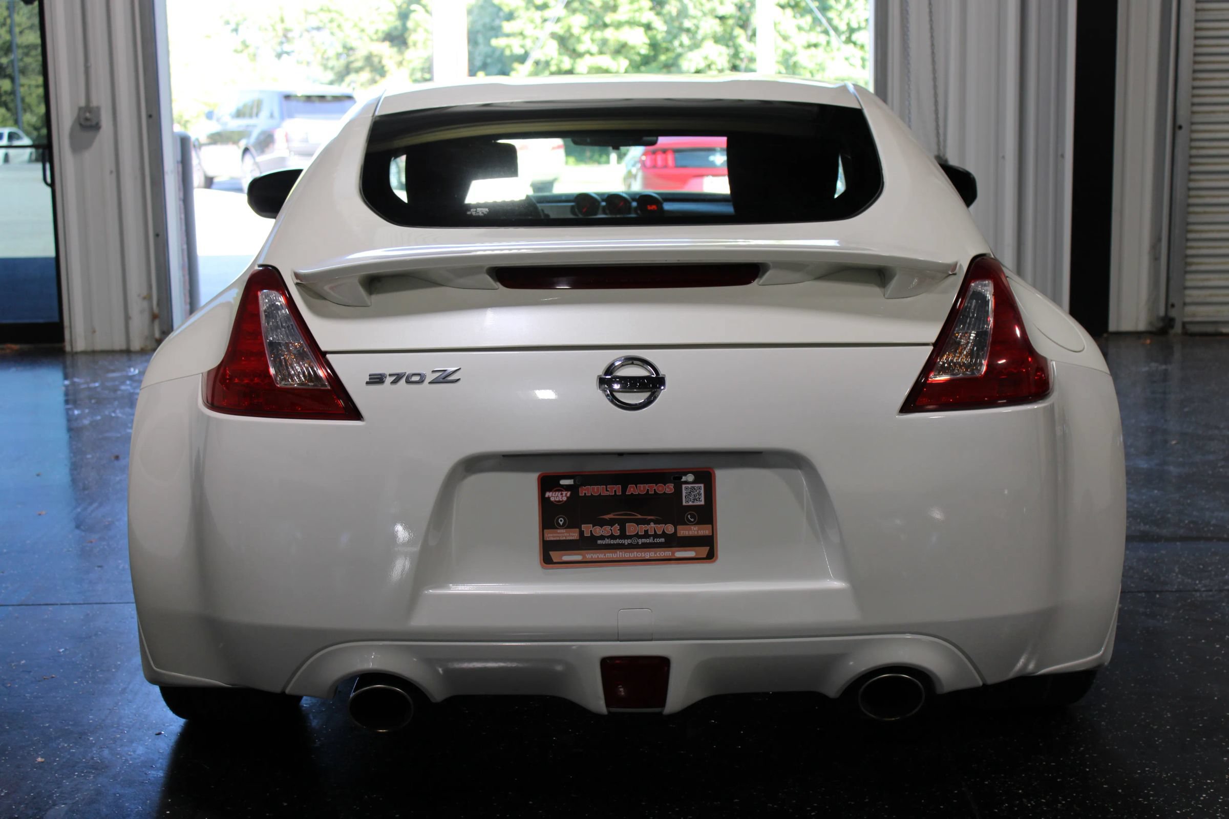 Used 2015 Nissan 370Z Coupe w/ Aerodynamics Package RWD image 4