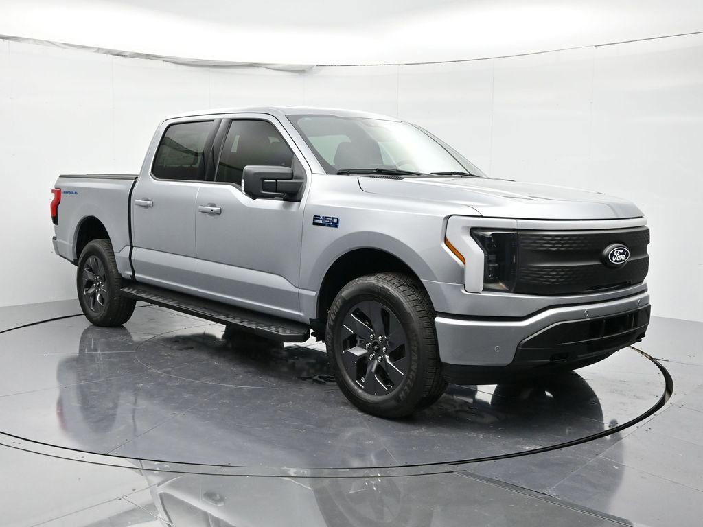 New 2025 Ford F150 Lightning Flash image 3