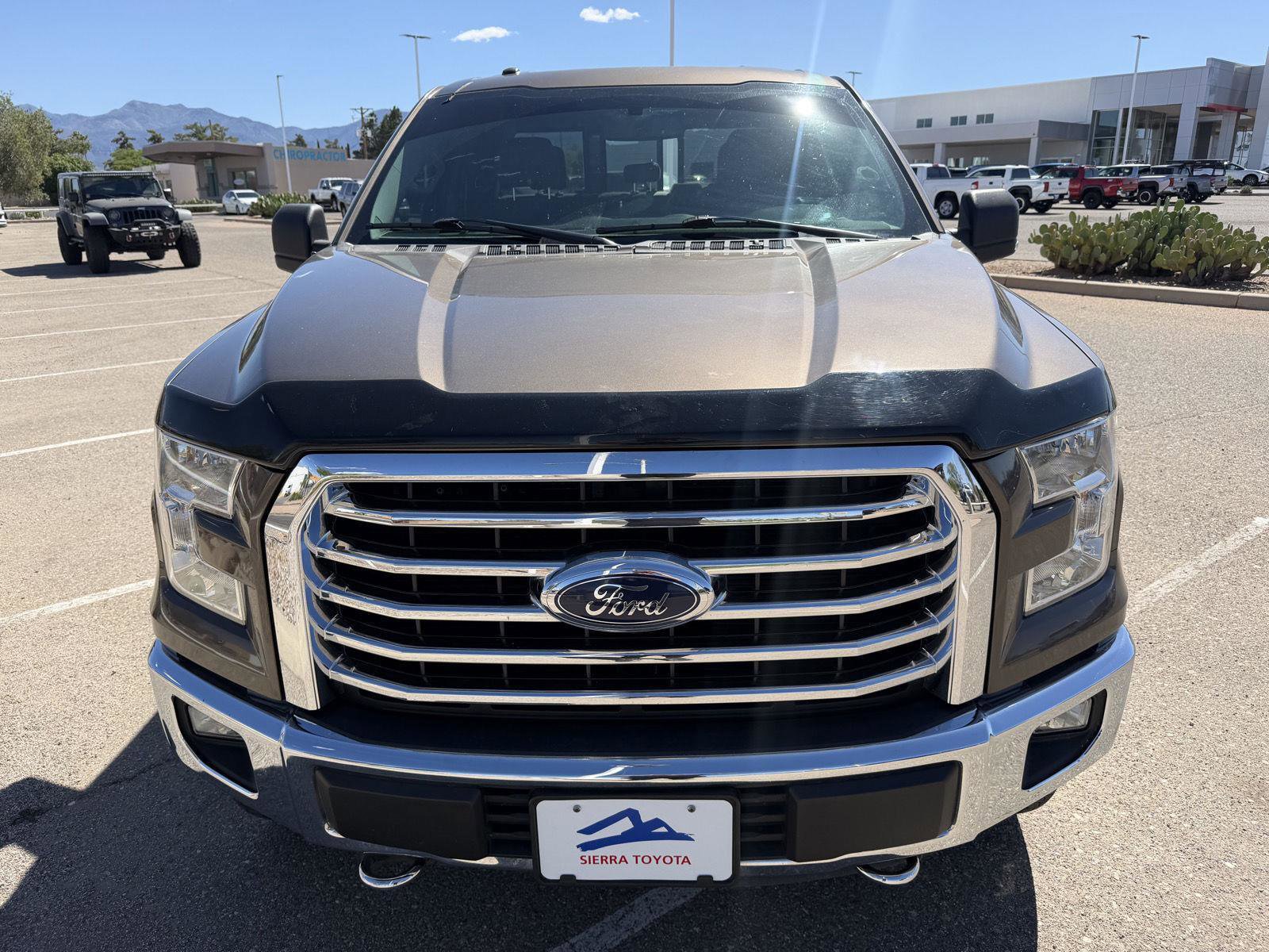 Used 2015 Ford F150 XLT w/ Equipment Group 302A Luxury AWD/4WD image 11