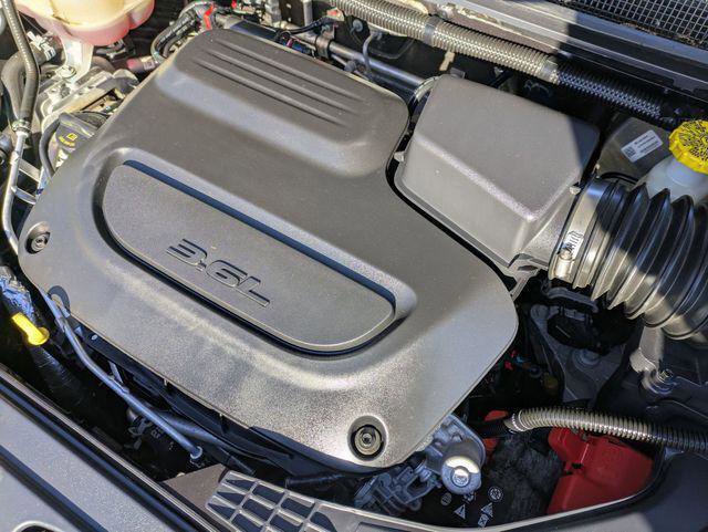 Certified 2023 Chrysler Voyager LX image 29