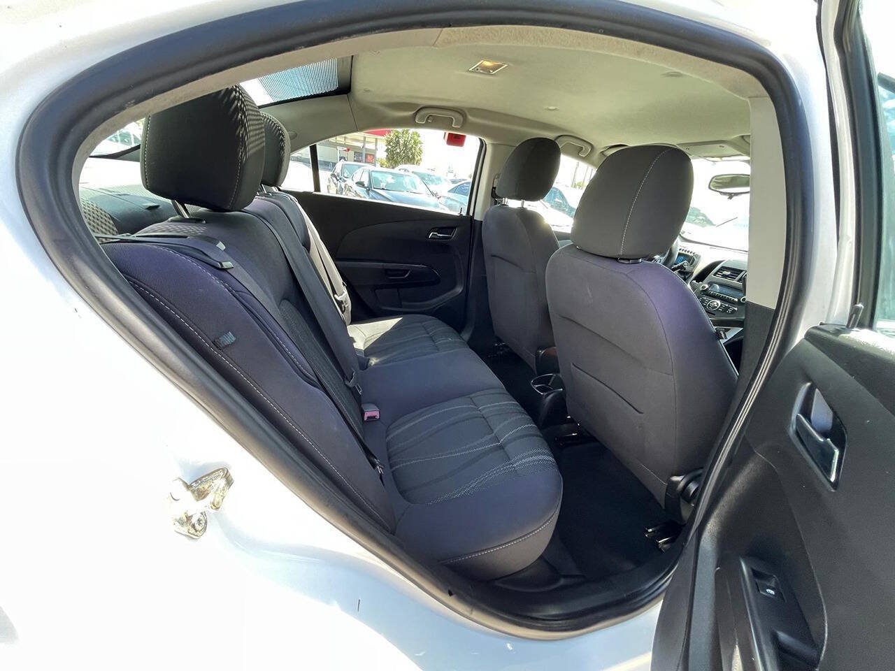 Used 2014 Chevrolet Sonic LT FWD image 8