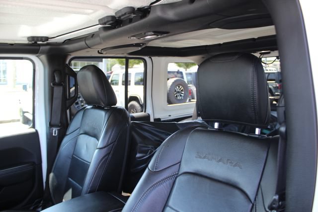 Used 2018 Jeep Wrangler Unlimited Sahara w/ Dual Top Group AWD/4WD image 42