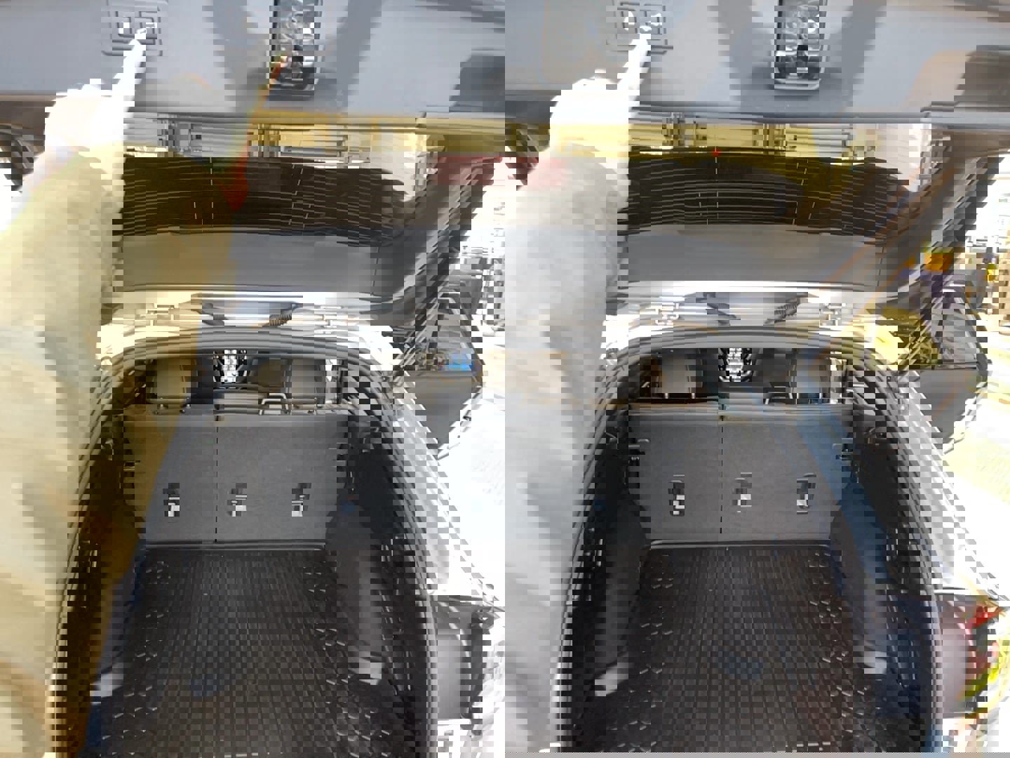 Used 2023 Subaru Outback Limited image 24