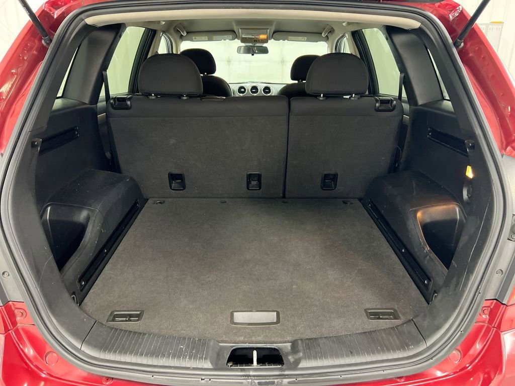 Used 2012 Chevrolet Captiva Sport LT FWD image 17