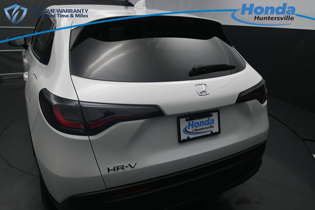 New 2027 Honda HR-V LX image 16