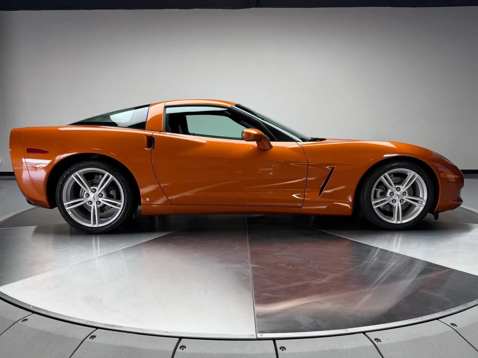 Used 2008 Chevrolet Corvette Coupe RWD image 6