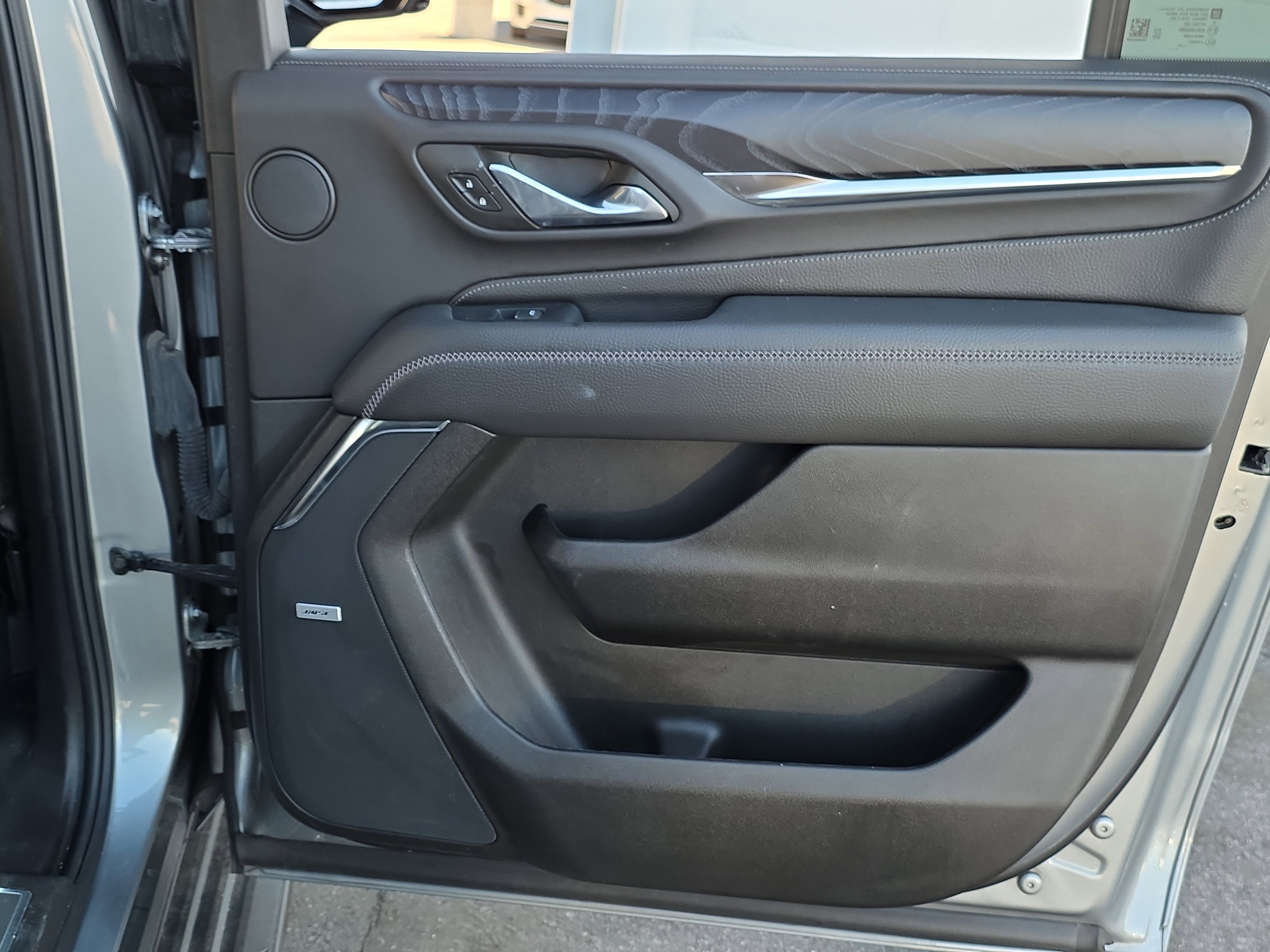 Used 2024 GMC Yukon XL Denali w/ Advanced Technology Package image 29