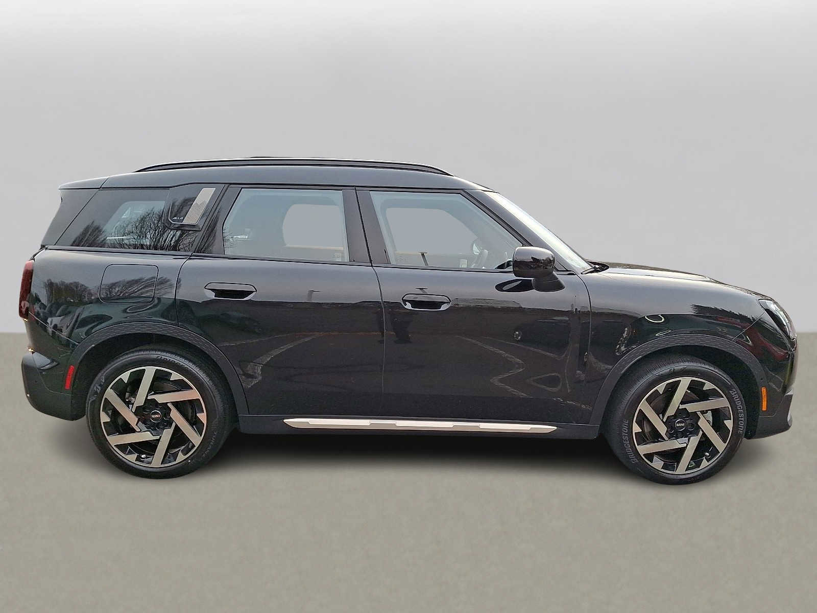 Certified 2025 MINI Cooper Countryman S image 4