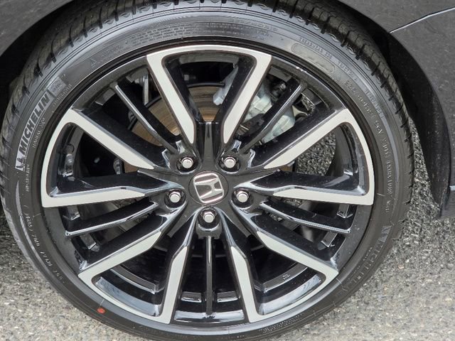 Certified 2025 Honda Accord Touring image 15