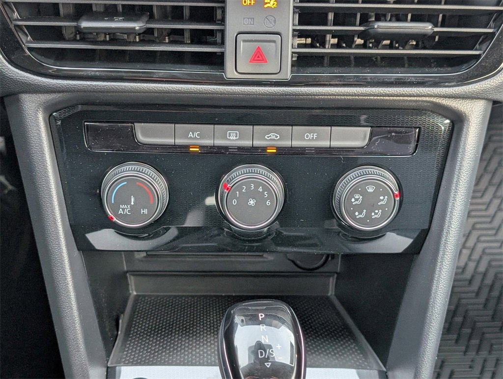 New 2026 Volkswagen Taos S image 19