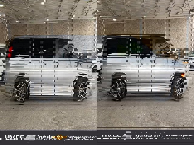 Used 2014 Chevrolet Express 1500 image 9