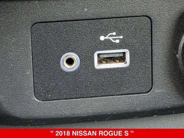 Used 2018 Nissan Rogue S AWD/4WD image 26