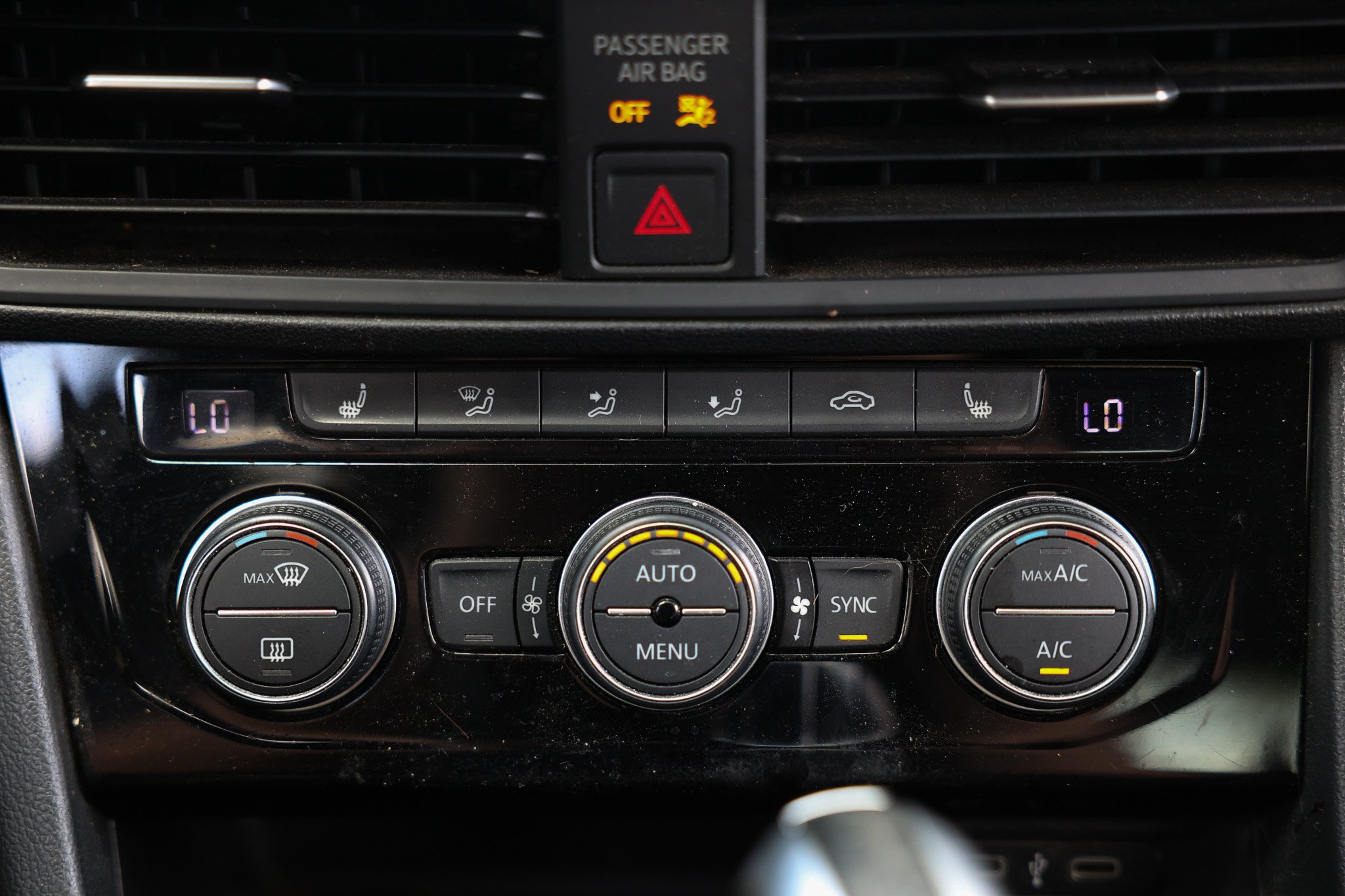 Used 2020 Volkswagen Jetta GLI FWD image 34