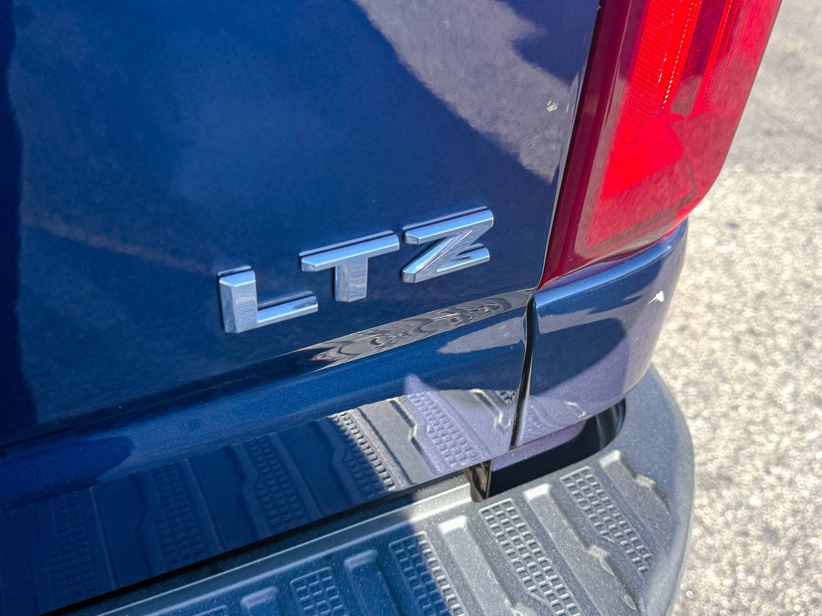 Certified 2022 Chevrolet Silverado 2500 LTZ image 9