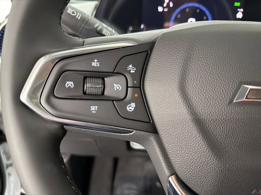 New 2026 Chevrolet Trax LT w/ Sunroof Package image 31