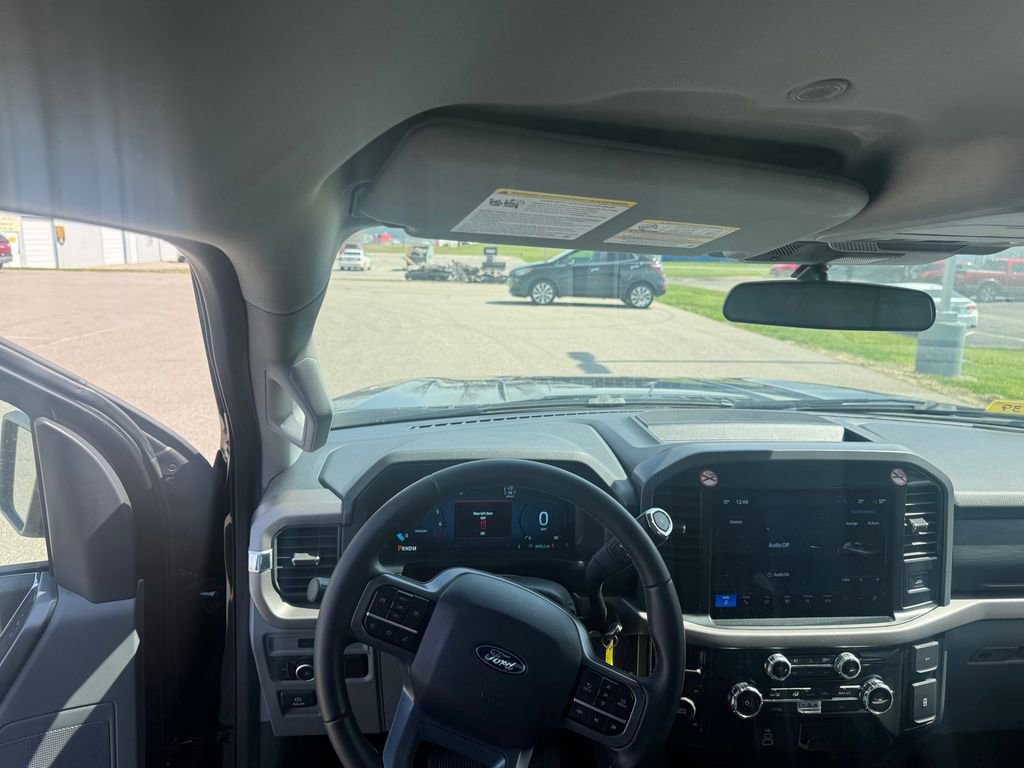 Used 2025 Ford F150 XLT w/ Equipment Group 301A Standard image 22