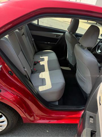 Used 2015 Toyota Corolla LE FWD image 13