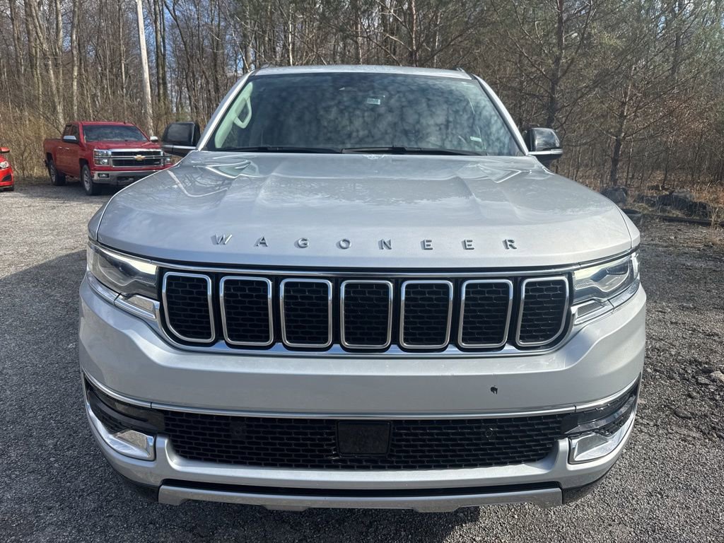 Used 2024 Jeep Wagoneer Series II AWD/4WD image 2