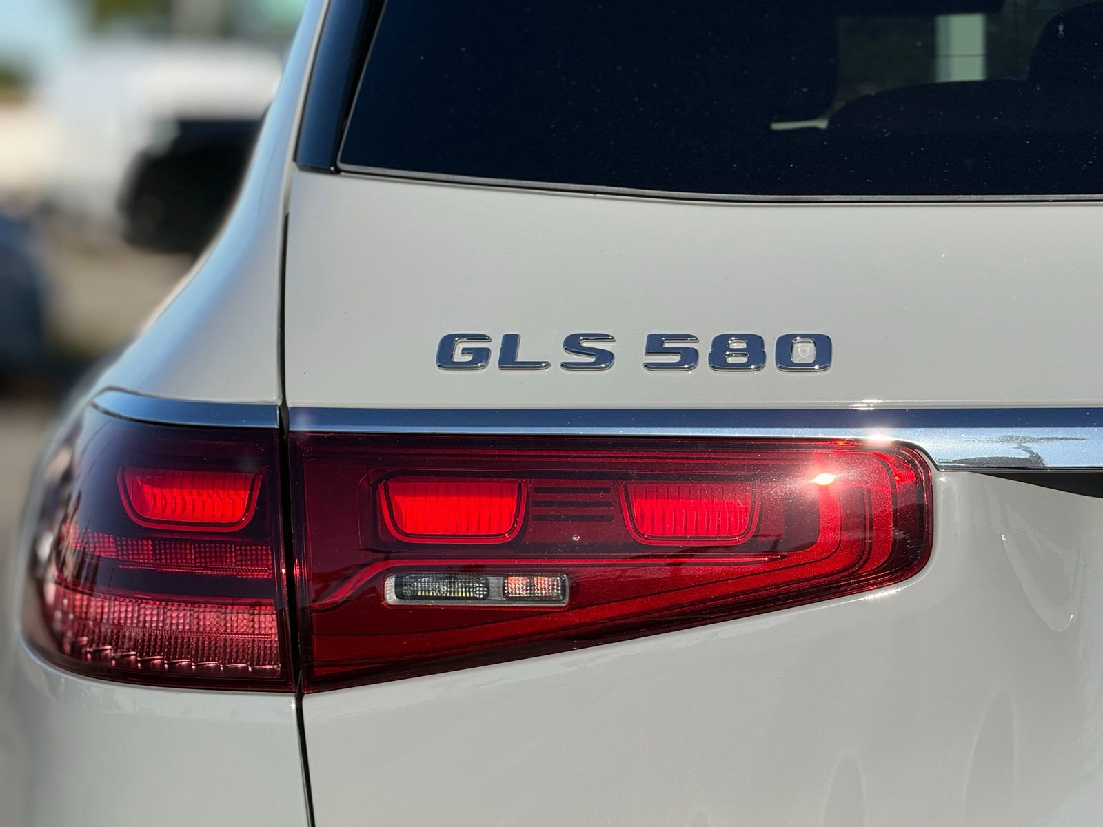 New 2026 Mercedes-Benz GLS 580 4MATIC image 8