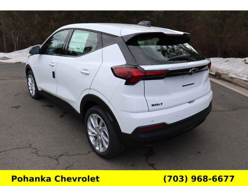 New 2027 Chevrolet Bolt LT image 5